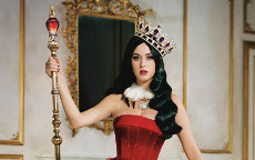 Katy Perry Killer Queen anteprima